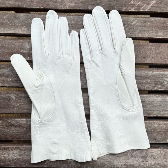 VINTAGE 100% Leather Gloves - Picture 3 of 4